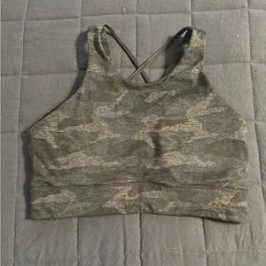 EUC Vuori Elevation Bra - Black Camo